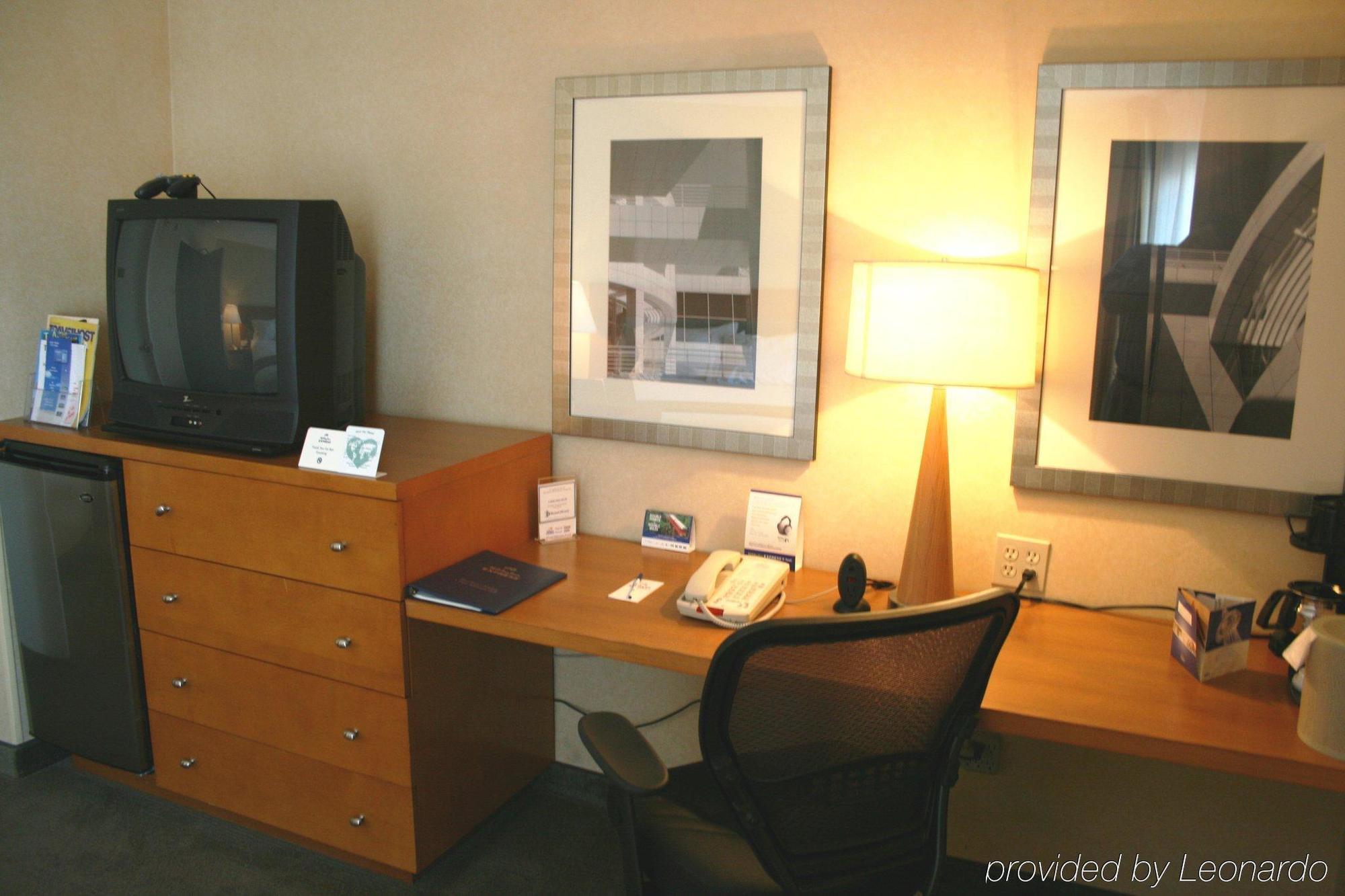 Hotel Express West Angeles By Ihg Los Angeles