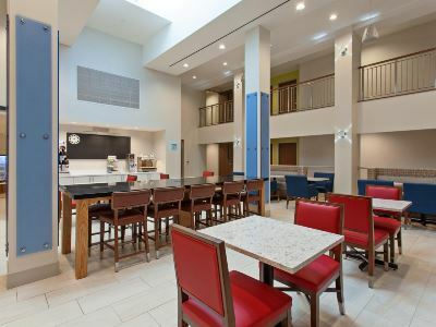 Hotel Express West Angeles By Ihg 3*