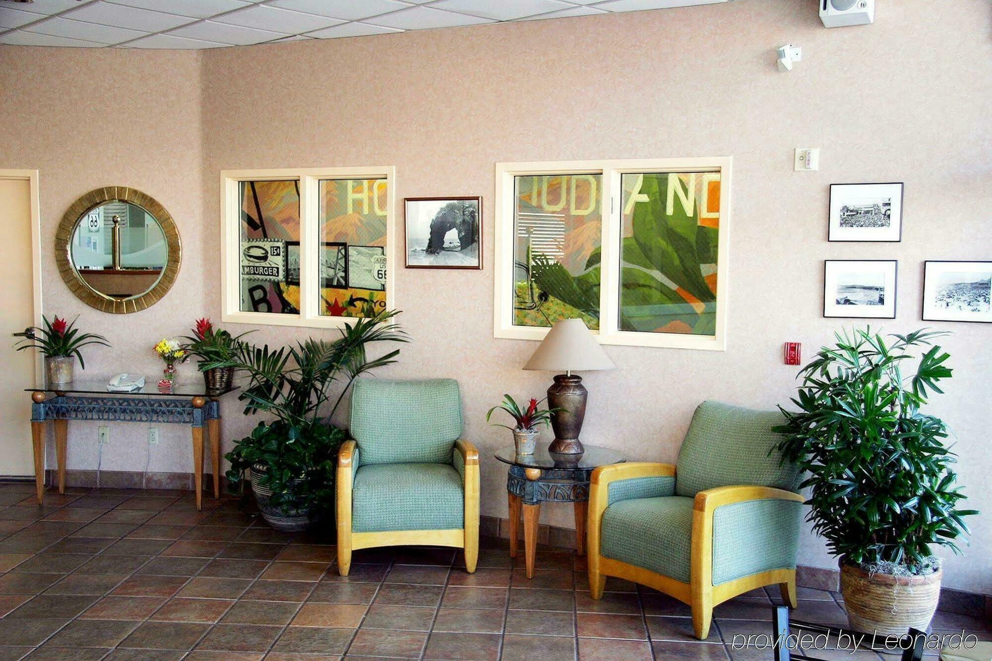 Express West Angeles By Ihg Hotel