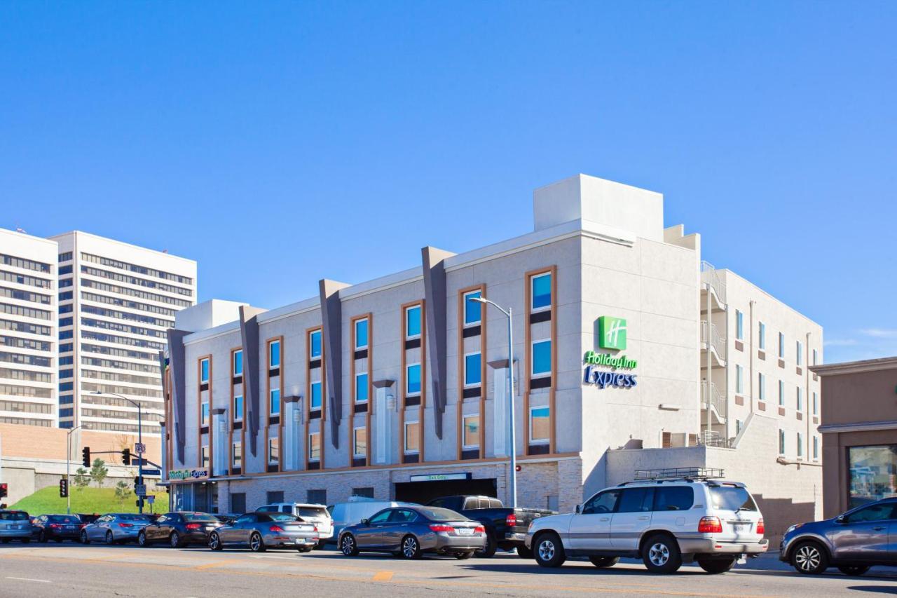 Express West Angeles By Ihg Los Angeles